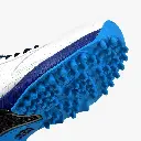 jaffa-22-white-blue-cricket-shoes-3_2.webp